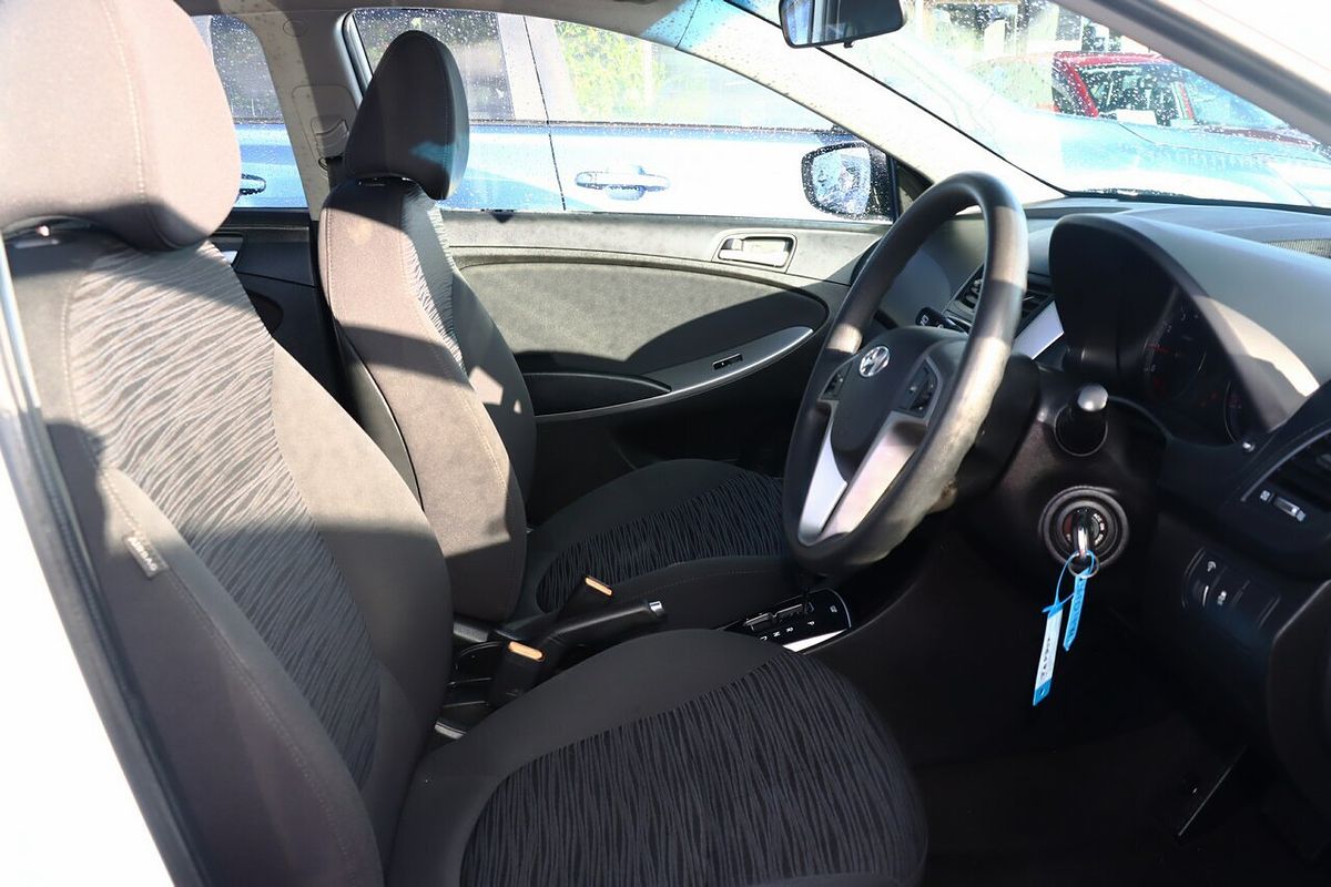 2017 Hyundai Accent Active RB4