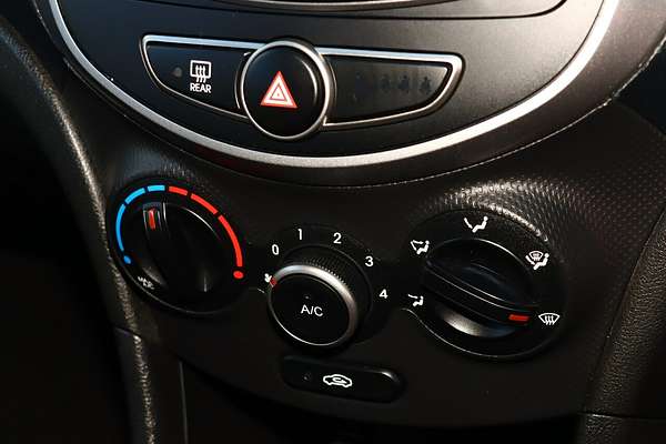 2017 Hyundai Accent Active RB4