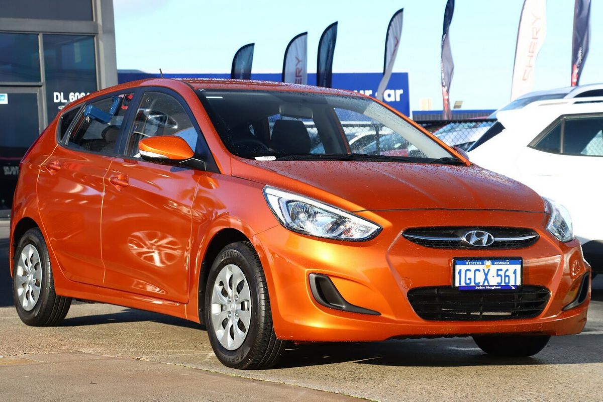 2016 Hyundai Accent Active RB4