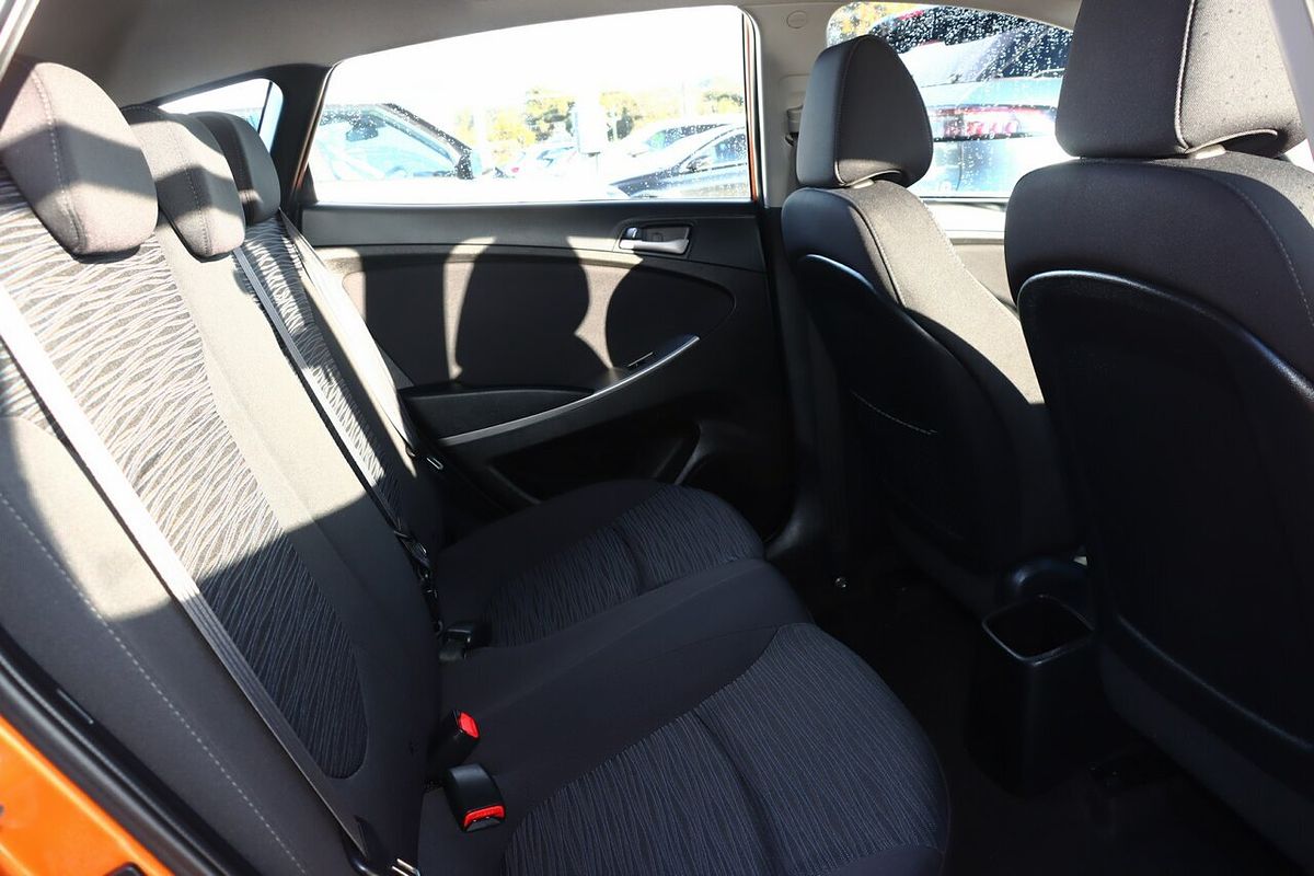 2016 Hyundai Accent Active RB4