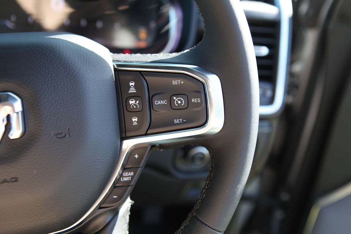 2025 RAM 1500 Laramie Sport Hurricane SO RamBox DT 4X4 SWB
