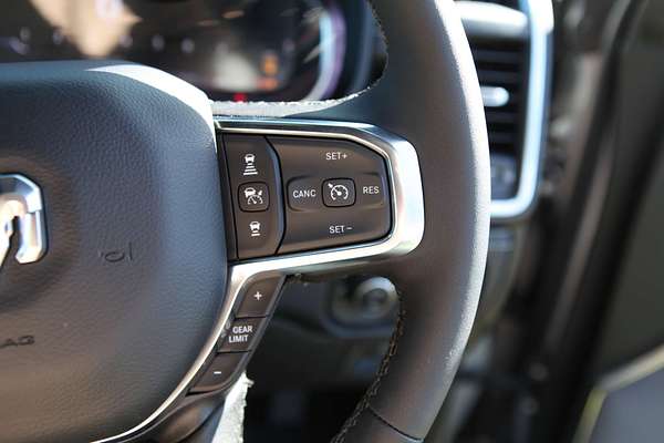 2025 RAM 1500 Laramie Sport Hurricane SO RamBox DT 4X4 SWB
