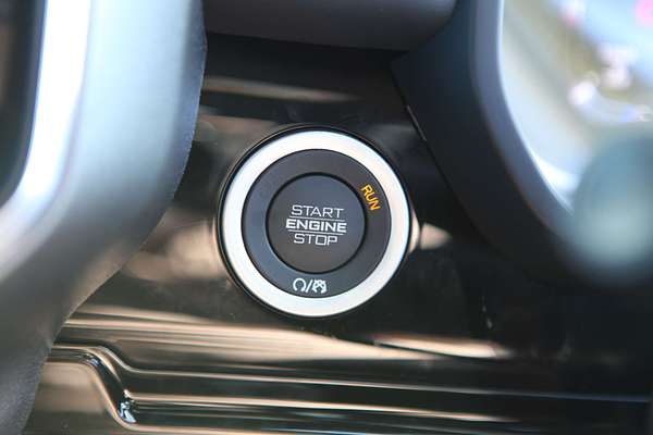 2025 RAM 1500 Laramie Sport Hurricane SO RamBox DT 4X4 SWB