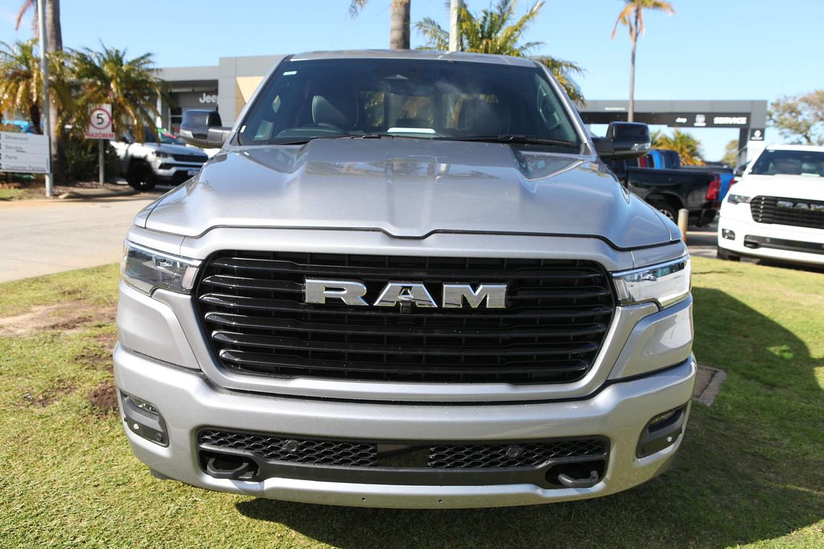2025 RAM 1500 Laramie Sport Hurricane SO RamBox DT 4X4 SWB