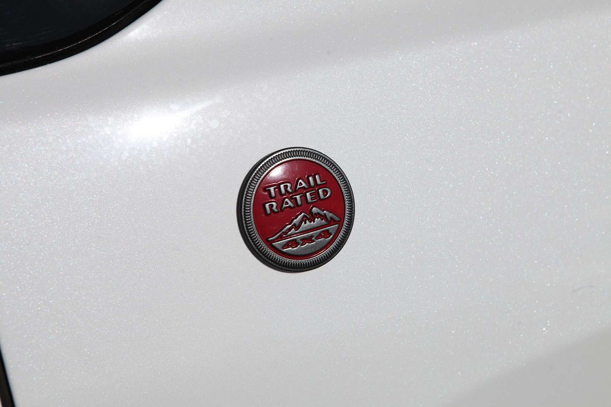 2023 Jeep Compass Trailhawk M6