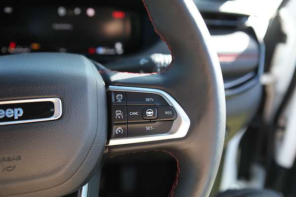 2023 Jeep Compass Trailhawk M6