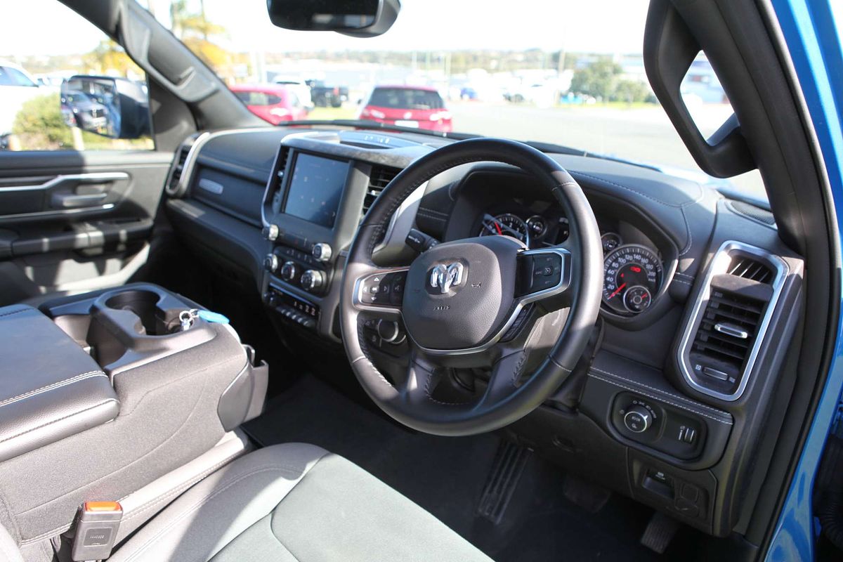2023 RAM 1500 Big Horn DT 4X4 LWB
