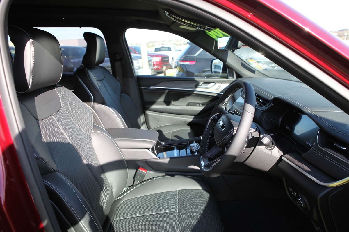 2023 Jeep Grand Cherokee Overland WL