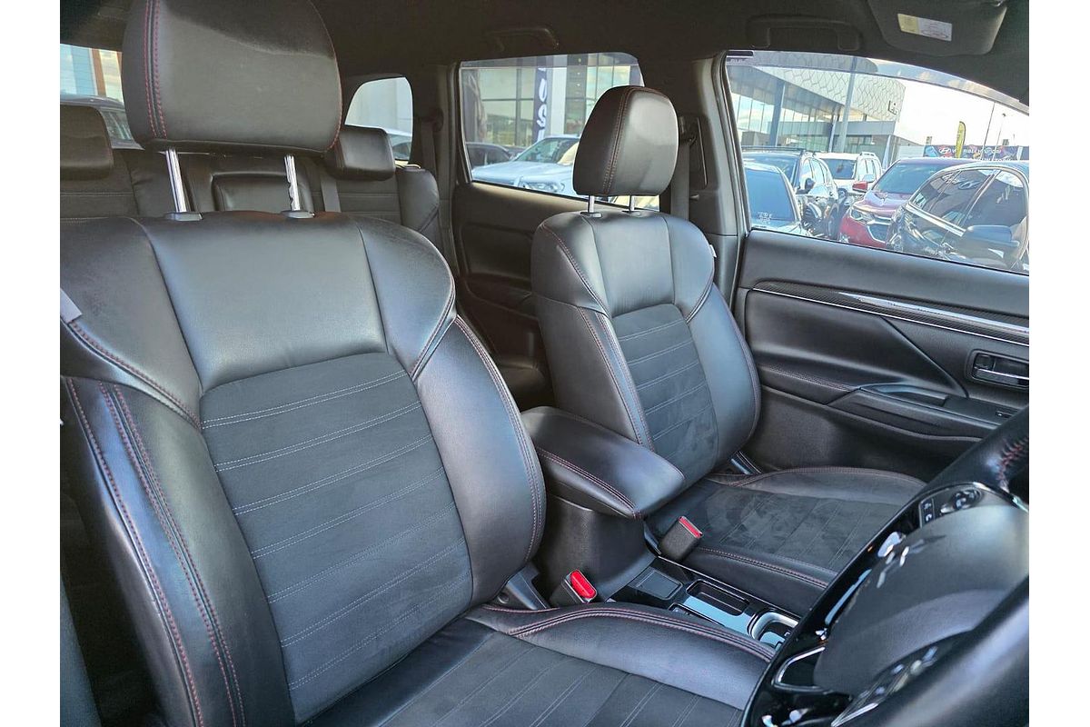 2021 Mitsubishi Outlander Black Edition ZL