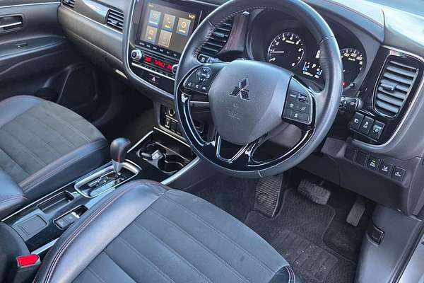 2021 Mitsubishi Outlander Black Edition ZL