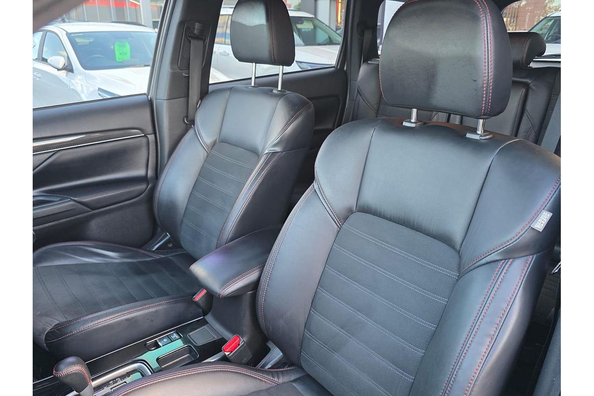 2021 Mitsubishi Outlander Black Edition ZL