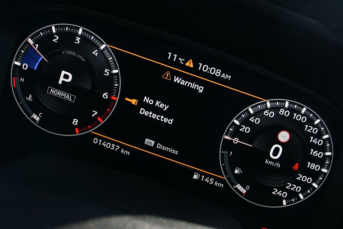2024 Mitsubishi Outlander Exceed ZM