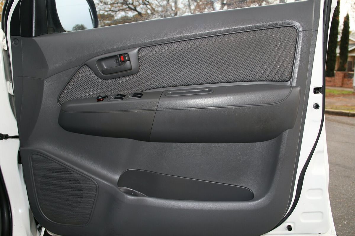 2011 Toyota Hilux SR KUN16R Rear Wheel Drive