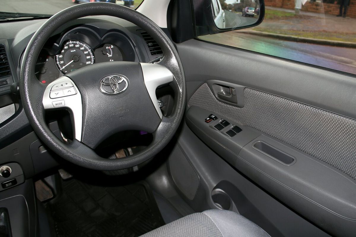 2011 Toyota Hilux SR KUN16R Rear Wheel Drive