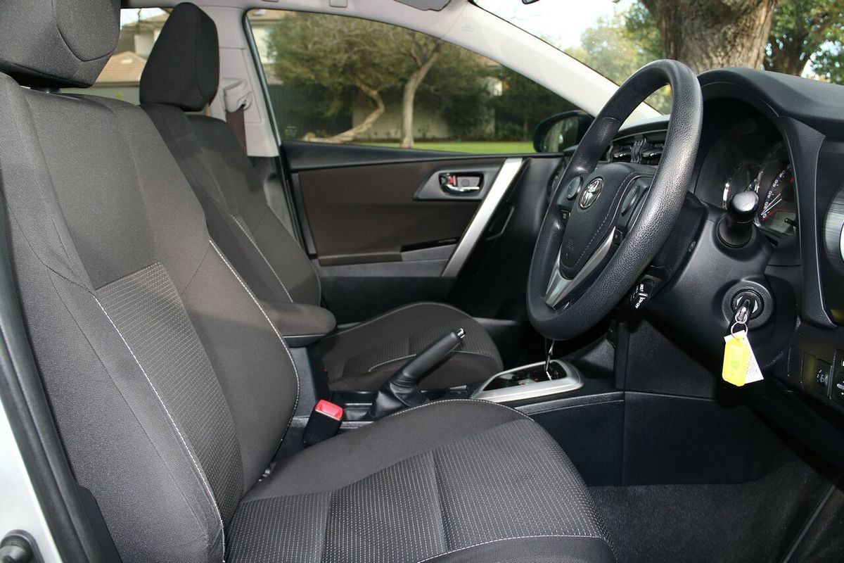 2015 Toyota Corolla Ascent Sport ZRE182R