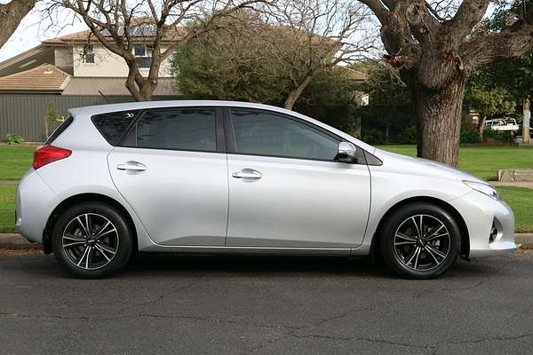 2015 Toyota Corolla Ascent Sport ZRE182R