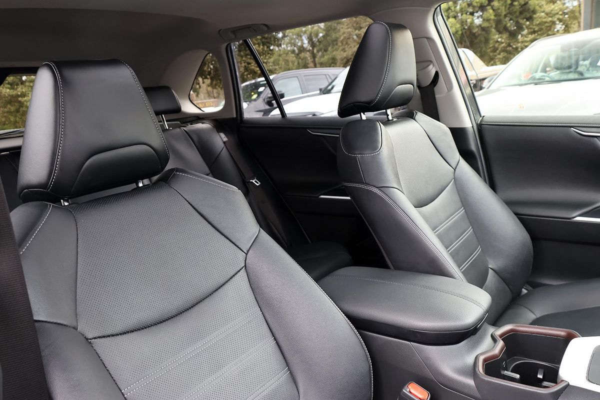 2022 Toyota RAV4 Cruiser AXAH54R