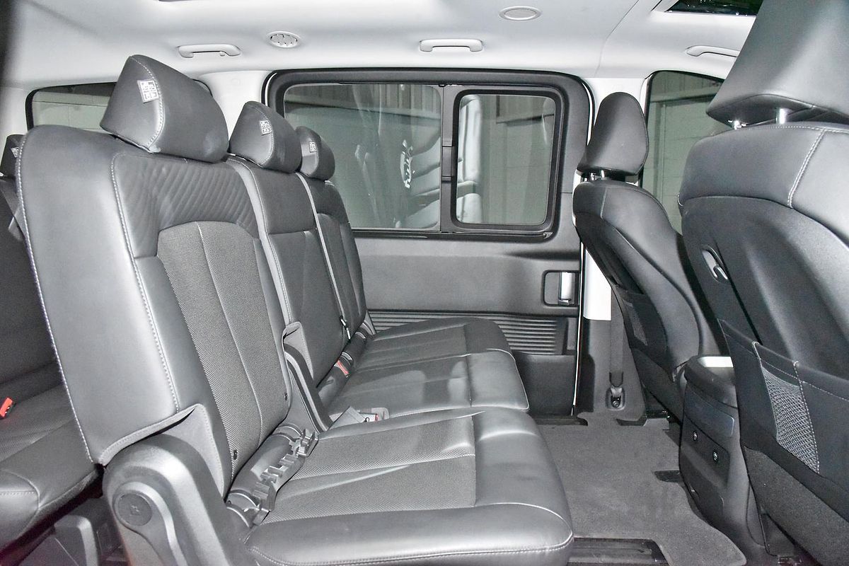 2022 Hyundai STARIA Highlander US4.V2