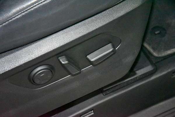 2022 Hyundai STARIA Highlander US4.V2