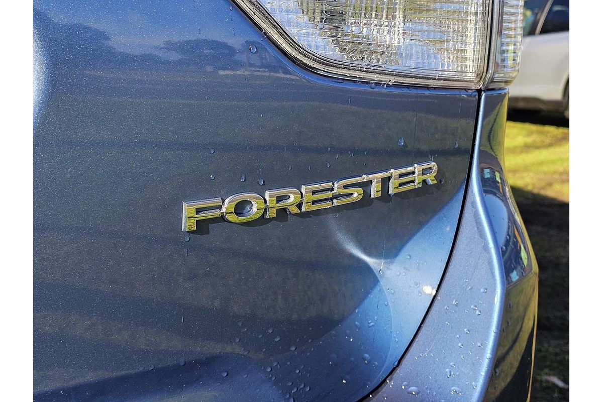 2022 Subaru Forester 2.5i S5