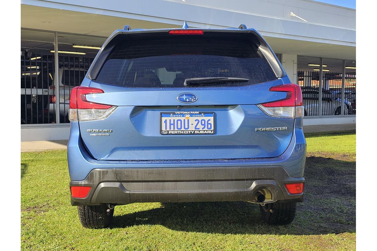 2022 Subaru Forester 2.5i S5