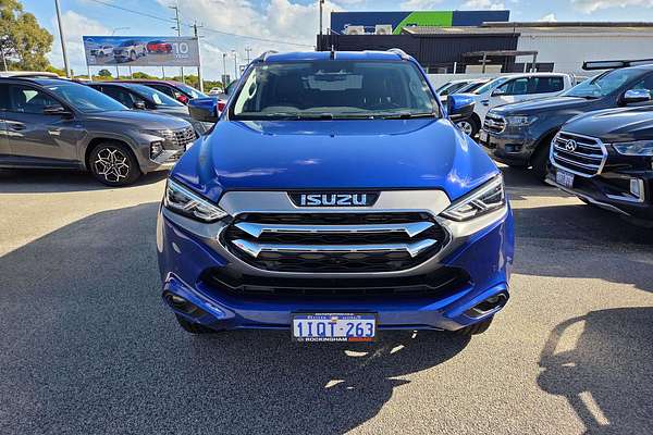 2022 Isuzu MU-X LS-T