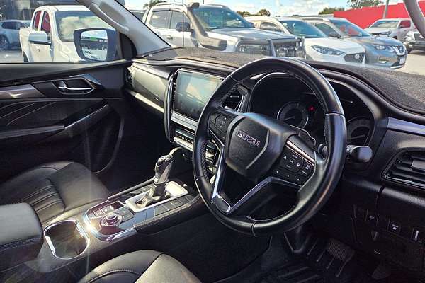 2022 Isuzu MU-X LS-T