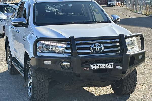 2015 Toyota Hilux SR5 GUN126R 4X4