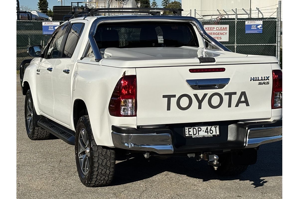 2015 Toyota Hilux SR5 GUN126R 4X4
