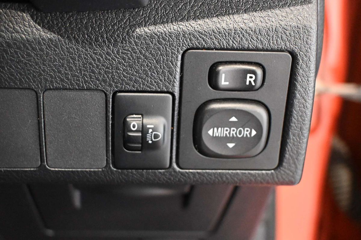 2017 Toyota Corolla Ascent Sport ZRE182R