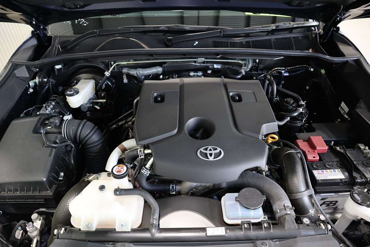 2024 Toyota Hilux Rogue 48V GUN126R 4X4