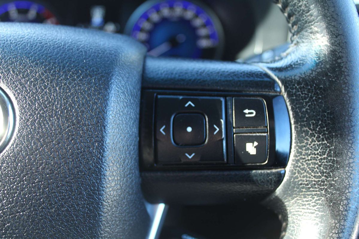 2017 Toyota Hilux SR5 GUN126R 4X4