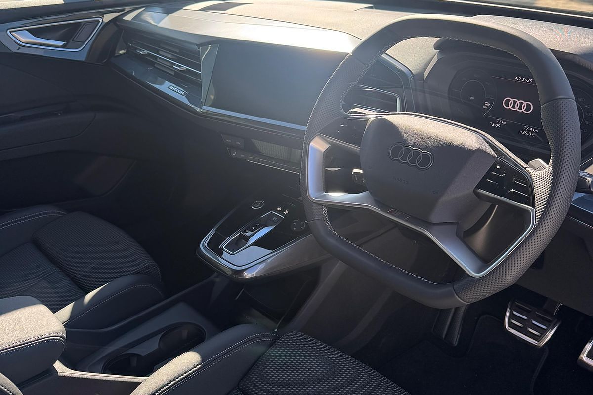 2024 Audi Q4 e-tron 45 F4