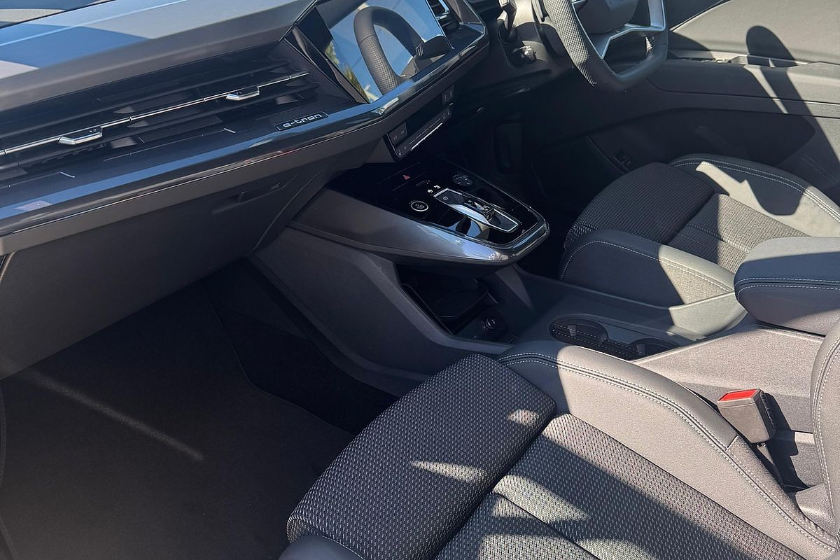 2024 Audi Q4 e-tron 45 F4