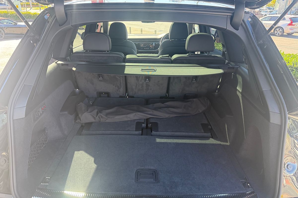 2024 Audi Q4 e-tron 45 F4