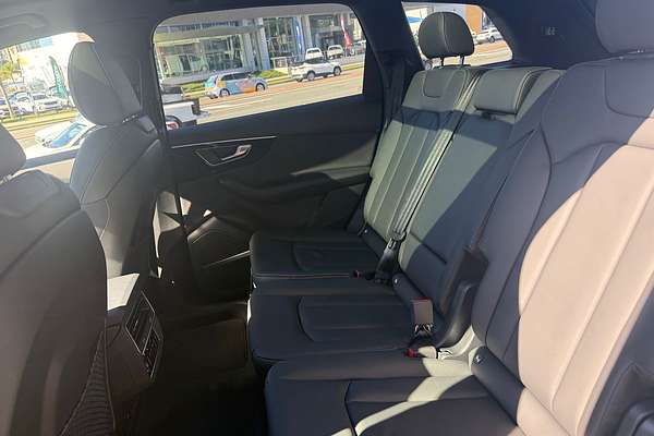 2024 Audi Q4 e-tron 45 F4