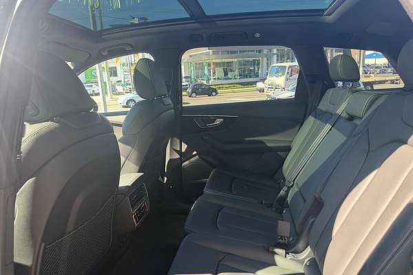 2024 Audi Q4 e-tron 45 F4