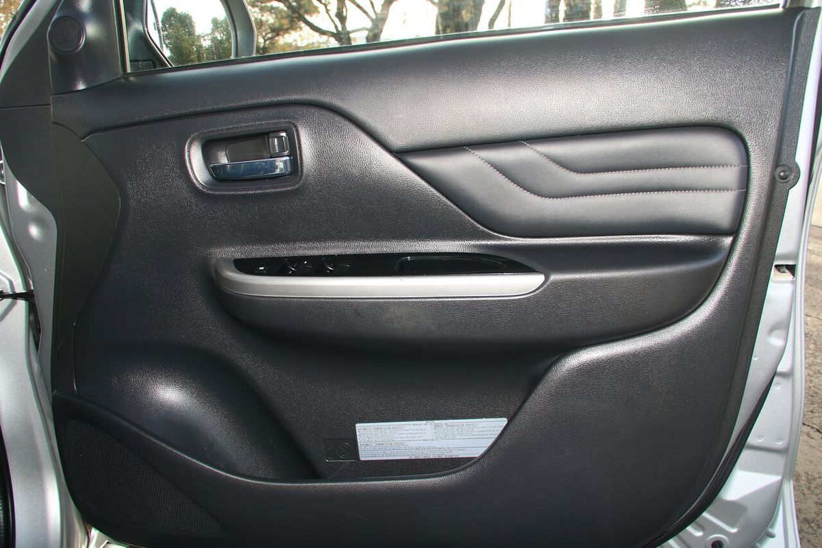 2020 Mitsubishi Triton GLS Premium MR 4X4