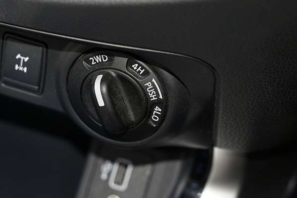 2020 Nissan Navara ST D23 Series 4 4X4