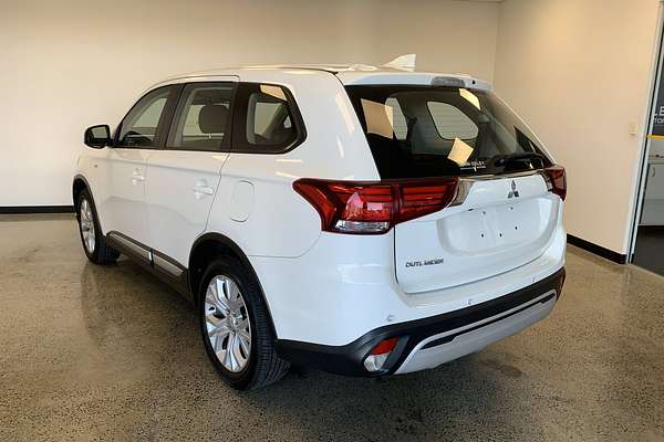 2021 Mitsubishi Outlander ES ZL