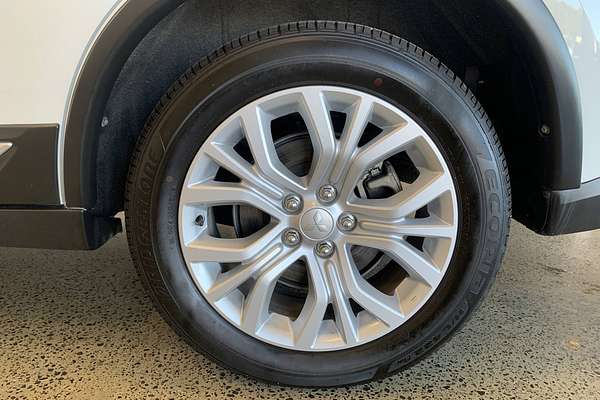 2021 Mitsubishi Outlander ES ZL