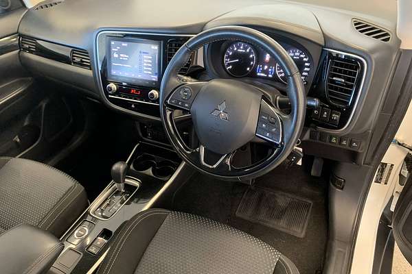 2021 Mitsubishi Outlander ES ZL