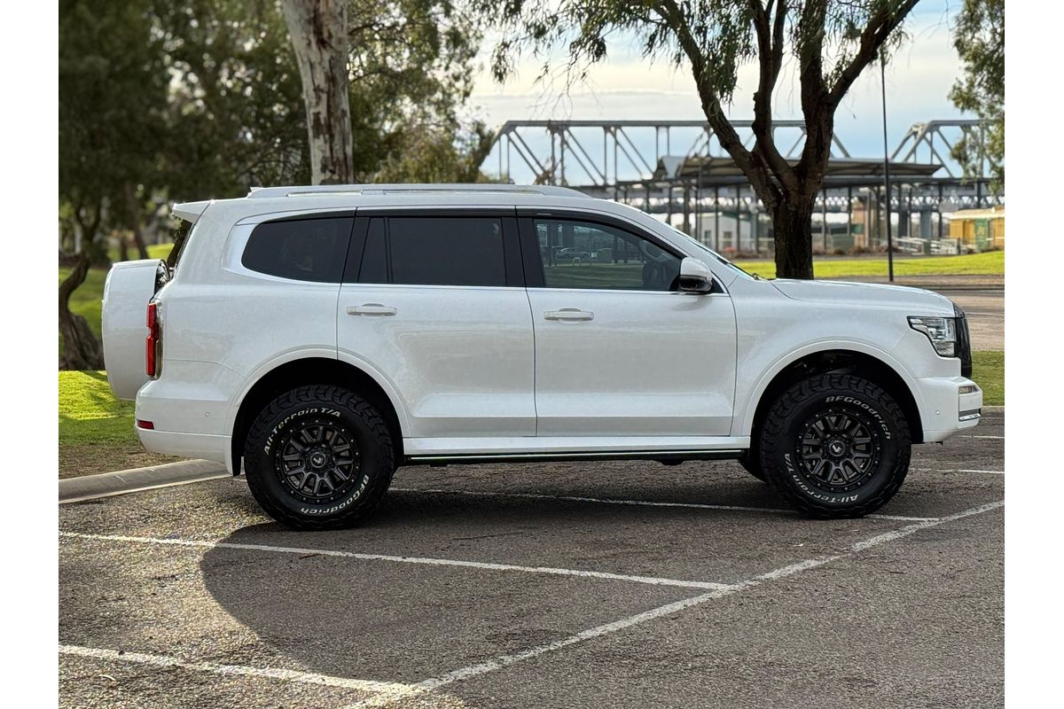 2024 GWM Tank 500 Ultra Hybrid P03