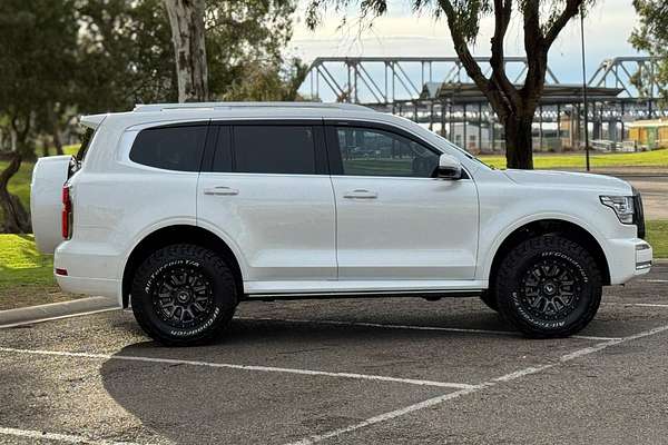 2024 GWM Tank 500 Ultra Hybrid P03