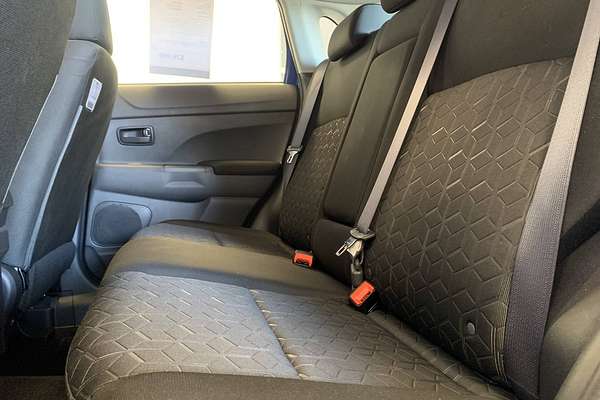 2024 Mitsubishi ASX ES XD