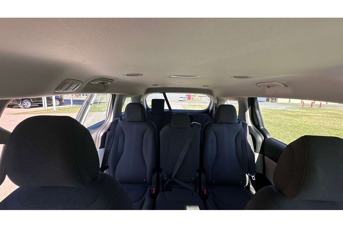 2022 Kia Carnival S KA4