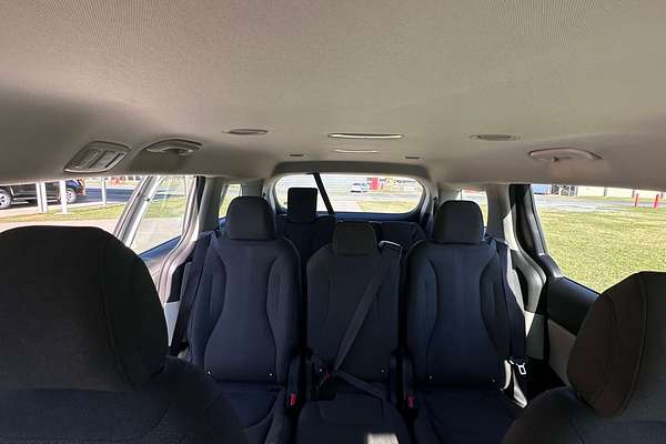 2022 Kia Carnival S KA4