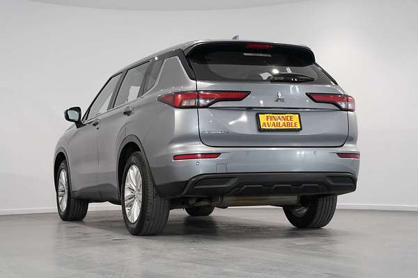 2023 Mitsubishi Outlander ES ZM