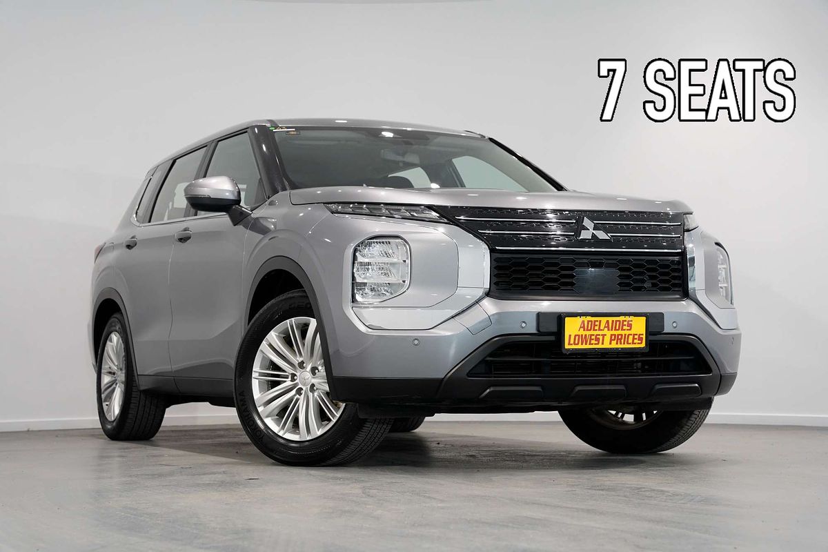 2023 Mitsubishi Outlander ES ZM