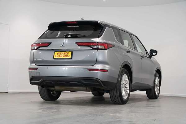2023 Mitsubishi Outlander ES ZM